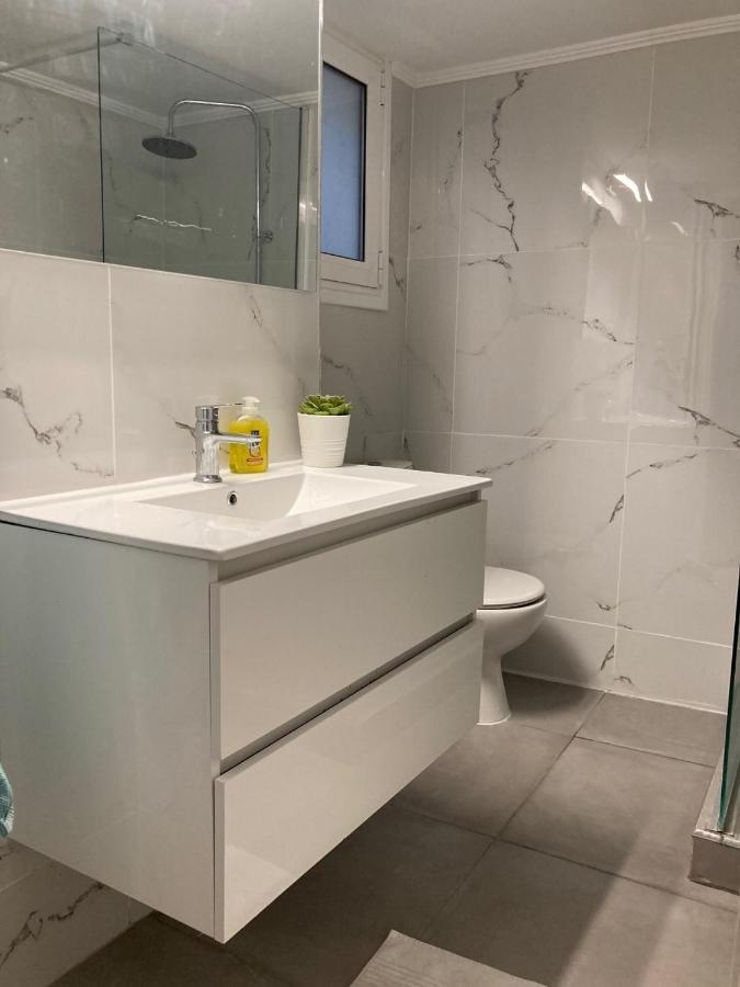 Great Apartment With Terrace In Central Ateny Zewnętrze zdjęcie